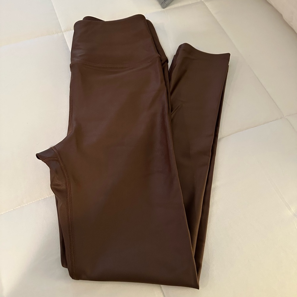 Noli Brown Liquid Leggings Size Small. NWOT